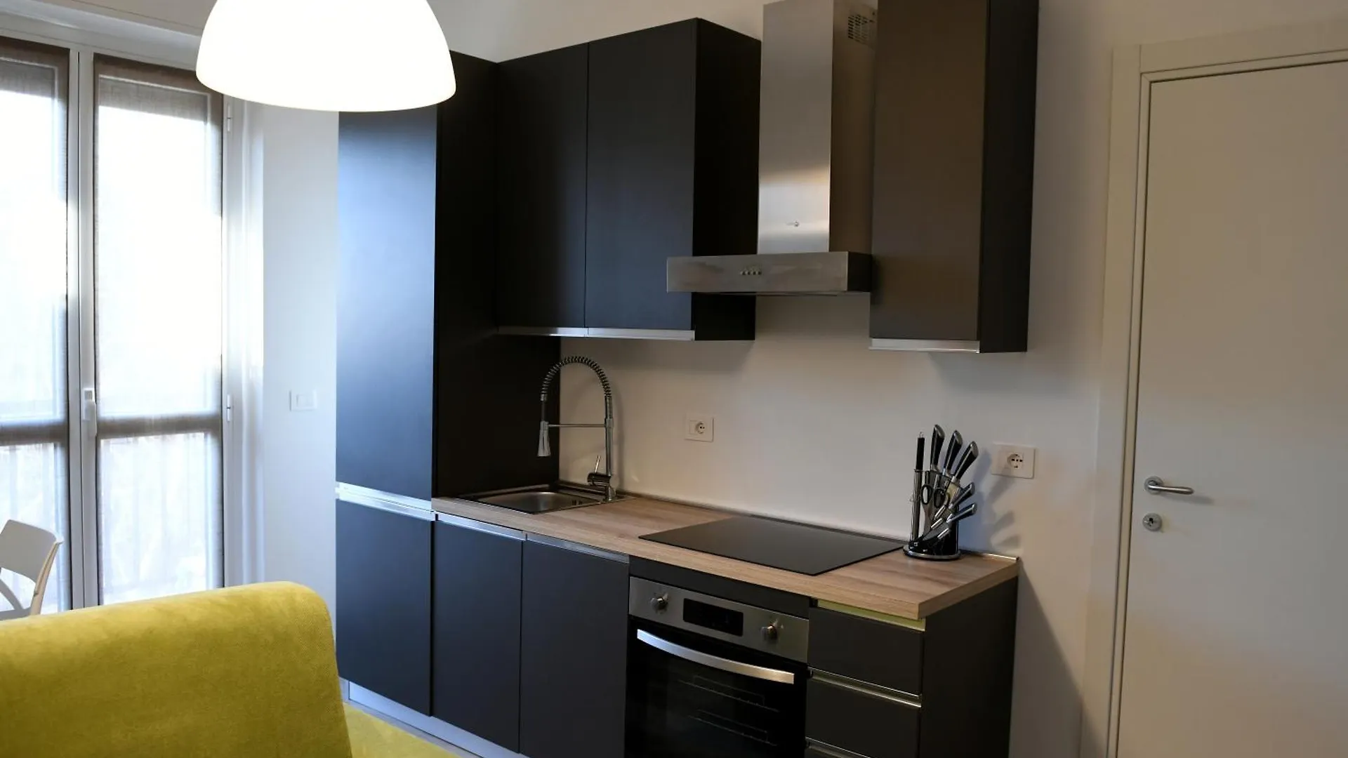 Apartament Seventh Floor 5 Min From San Siro Mediolan